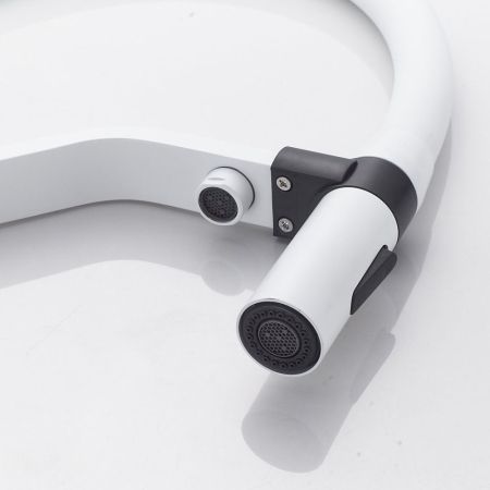 Смеситель для кухни с гибким изливом и подключением фильтра Shevanik S278C, белый, артикул S278C