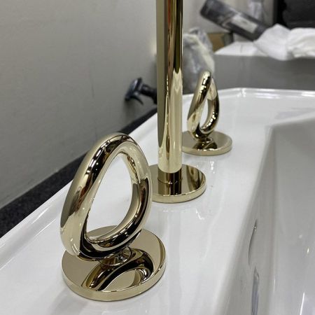 THG Collection O Смеситель для раковины, 3 отв., цвет: Soft gold