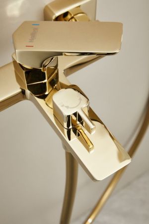 Смеситель для ванны HAIBA золотой (HB60726-5), артикул HB60726-5