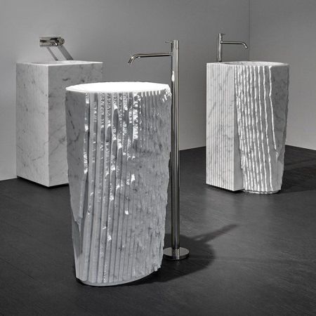 ANTONIO LUPI CONTROVERSO Раковина напольная 450x450x850 мм, слив в пол, с самотёчным донным клапаном, сифоном и гибким шлангом, Marmo Carrara, артикул CONTROVERSO