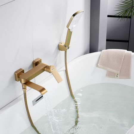 Смеситель для ванны Shevanik S4102G, золотой сатин