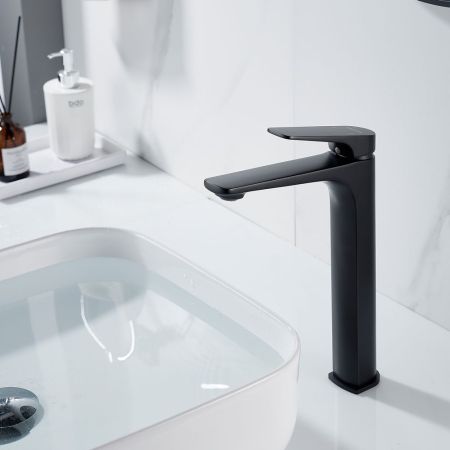 Смеситель для раковины высокий Shevanik S4211H, черный