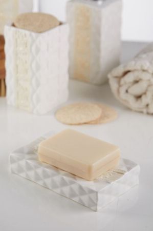 Мыльница Fora Diamond FOR-DM036 Белая