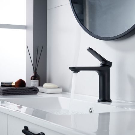 Смеситель для раковины Shevanik S4301H, черный, артикул S4301H