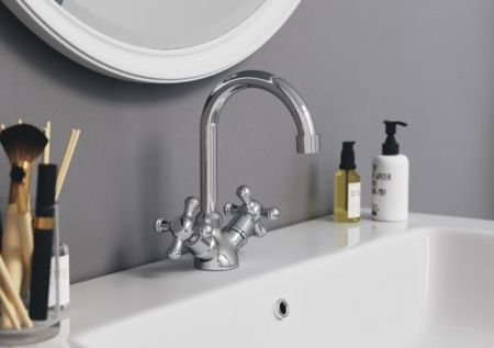 230210000 Retro,смеситель для умывальника без дк