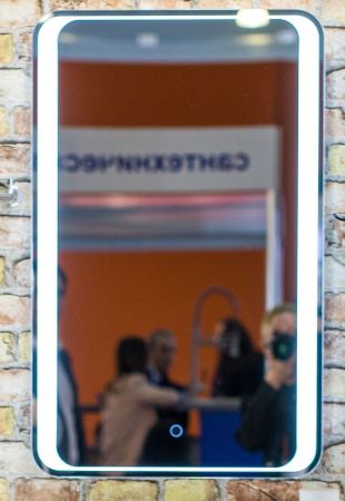 Зеркало с подсветкой ART&MAX ELEGANT AM-Ele-600-800-DS-F, артикул AM-Ele-600-800-DS-F