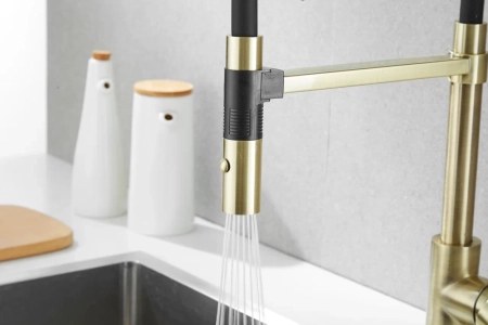 Смеситель для кухни Rose R133Q, бронза