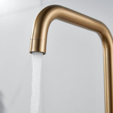 Смеситель для кухни с подключением фильтра Shevanik S228G, золотой сатин, артикул S228G