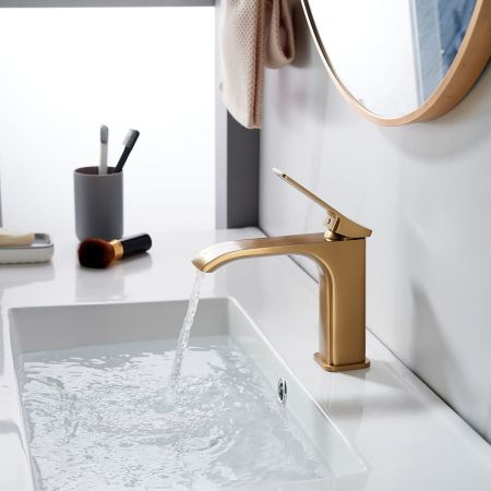 Смеситель для раковины Shevanik S4001G, золотой сатин