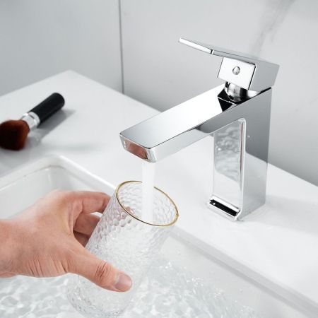 Смеситель для раковины Rose R1801-1, хром, артикул R1801-1