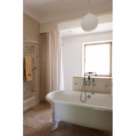 Стальной радиатор Arbonia 3030/10 N69 твв 10 секций с нижним подключением, артикул 3030/10 N69 твв