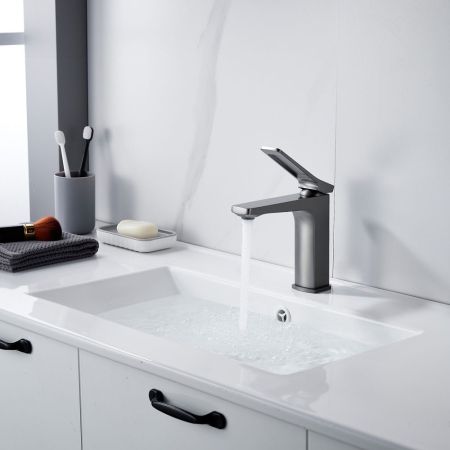 Смеситель для раковины Shevanik S4601T, оружейная сталь