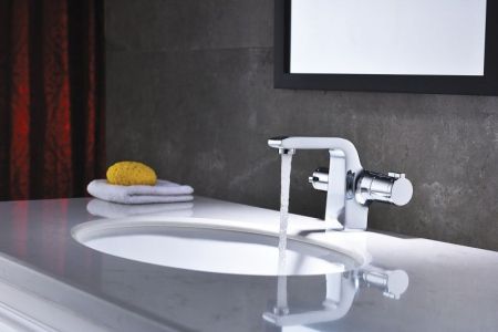 Смеситель для раковины Lemark Yeti LM7836C с термостатом Хром, артикул LM7836C