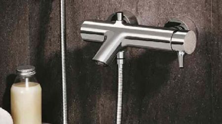 Solid S Набор смесителей 3-в-1 в одной упаковке (смеситель для раковины, смеситель для ванны, душевой гарнитур), артикул A42242EXP