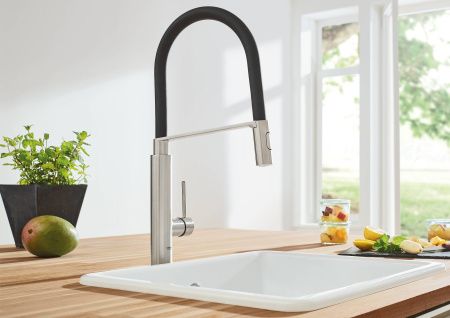 Смеситель для кухни GROHE Concetto с профессиональной лейкой, суперсталь/черный (31491DC0) Смеситель для кухни GROHE Concetto с профессиональной лейкой, суперсталь/черный (31491DC0)