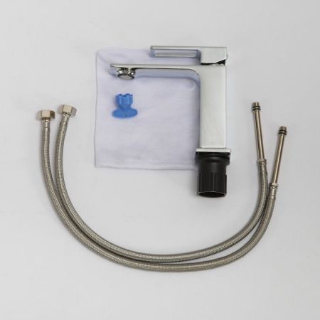 LUCE Смеситель для раковины без донного клапана, хром LUC-LVM-CRM, артикул LUC-LVM-CRM