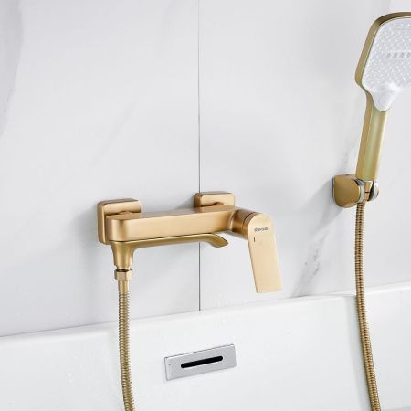 Смеситель для ванны Shevanik S4102G, золотой сатин