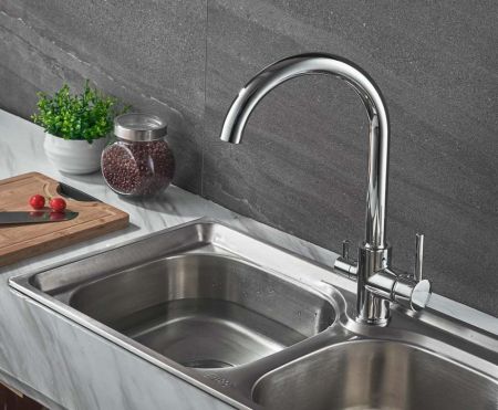 AQG DUO, смеситель для кухни с фильтром,излив закругленный, цвет хром, артикул 05SPL560CR