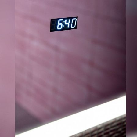 Зеркало Бриклаер Эстель-2 120 на взмах руки с подсветкой и часами Зеркало Бриклаер Эстель-2 120 на взмах руки с подсветкой и часами