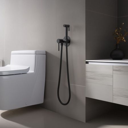 Смеситель встроенный с гигиеническим душем Timo Saona черный (2338/03SM), артикул 2338/03SM