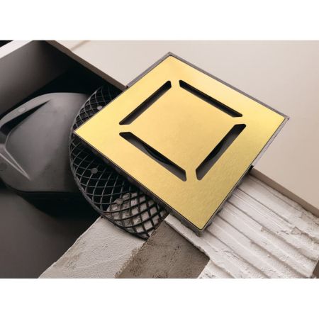 Трап BERGES водосток PLATZ Norma 100х100, золото глянец, S-сифон D50 H60 боковой, артикул 092158