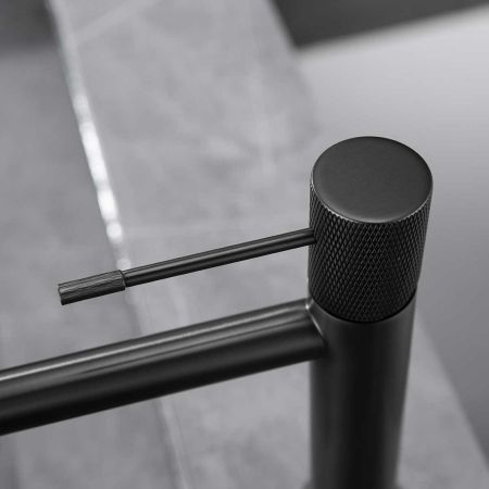 смесители для раковины Vincea Смеситель для раковины Desire VBF-1D1MB однорычажный, черный,, артикул VBF-1D1MB