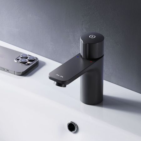 F85A02522 X-Joy TouchReel смеситель д/умывальника, чёрный, шт. F85A02522 X-Joy TouchReel смеситель д/умывальника, чёрный, шт.