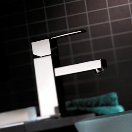 Bongio Domino Смеситель для раковины на 1 отв, излив 160мм, цвет хром