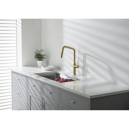 Смеситель для кухни с выдвижной лейкой Timo Saona 2386/17FL золото матовое