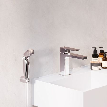 530300000 Gala смеситель для умывальника с гигиеническим душем, хром