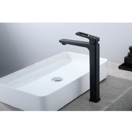 Смеситель для раковины Raglo R51.15.06, черный, артикул R51.15.06