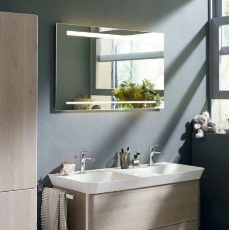 Burgbad  Зеркало с подсветкой 1100х640х25 мм , сенсорный выкл.,корпус алюмин оптика Burgbad  Зеркало с подсветкой 1100х640х25 мм , сенсорный выкл.,корпус алюмин оптика