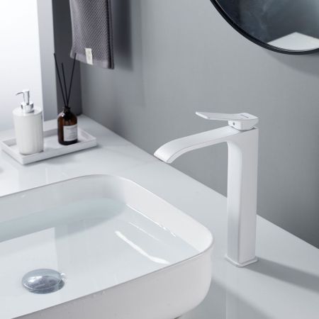 Смеситель для раковины высокий Shevanik S4011C, белый