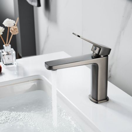 Смеситель для раковины Shevanik S9901T, оружейная сталь