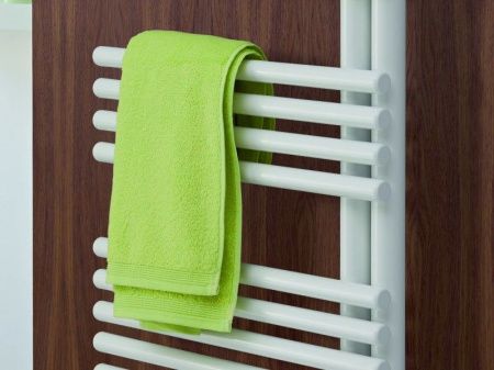 Электрический полотенцесушитель Zehnder Forma Asym LFAER-170-60/DD Белый правый