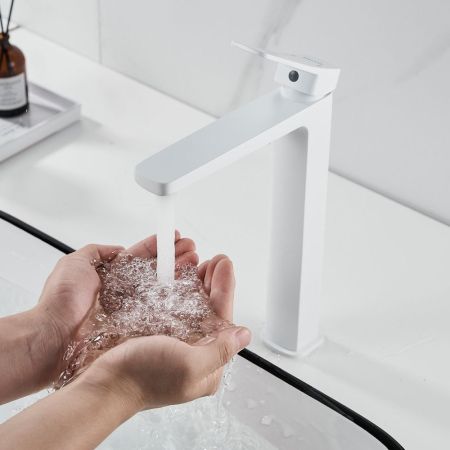 Смеситель для раковины Shevanik S9911C, белый