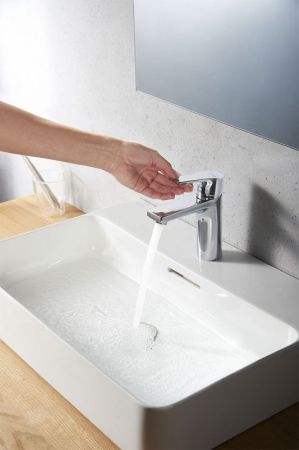 Смеситель для раковины, Kludi, ZENTA SL, тип открывания воды-однорычажный, тип регулирования воды-керамический картридж, монтаж-на раковину/столешницу, отверстия для монтажа-1, высота, мм-155, вынос излива, мм-110, донный клапан-есть, тип подводки-гибкая,, артикул 482980565