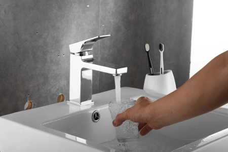 Смеситель для раковины Rose R10 R1001-1, хром