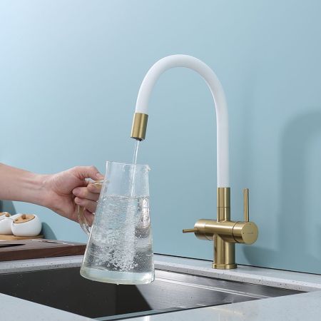 Смеситель для кухни с подключением фильтра Splenka S70.64.03, золотой сатин, артикул S70.64.03