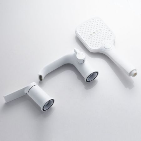 Смеситель на борт ванны Shevanik S4112C, белый