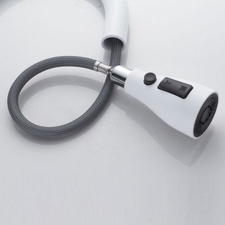 Смеситель для кухни с выдвижным изливом Shevanik S363C, белый