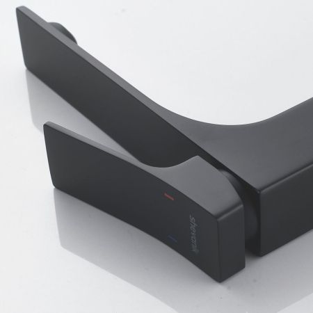 Смеситель для раковины высокий Shevanik S6111H, черный, артикул S6111H