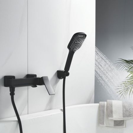 Смеситель для ванны Shevanik S4002H, черный