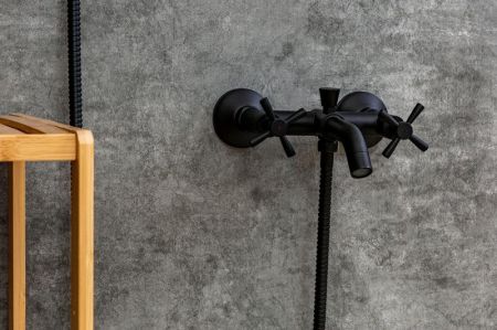 Смеситель для ванны Orange Mia M34-300B Черный, артикул M34-300B