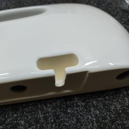 Laufen Alessi One Полочка 630х175мм с полотенцедержателем, из керамики, цвет: белый, артикул 8.7097.2.000.000.1