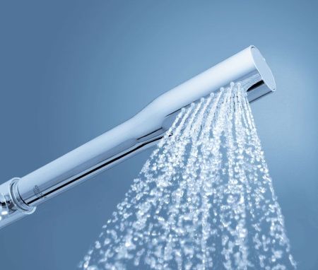 Смеситель для ванны GROHE Eurosmart Cosmopolitan с душевым гарнитуром, хром (32832000) Смеситель для ванны GROHE Eurosmart Cosmopolitan с душевым гарнитуром, хром (32832000)