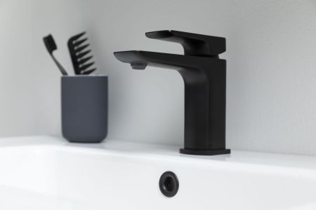 Смеситель для раковины Allen Brau Infinity 5.21001-31 черный матовый, артикул 5.21001-31