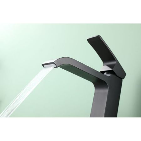 Смеситель для раковины высокий Raglo R02.15.06, черный, артикул R02.15.06