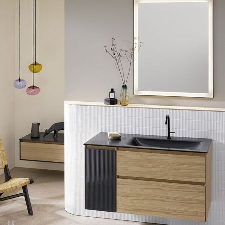 BURGBAD ACCURA Комплект мебели 1117х490х612 мм., 2 ящика, 1 стеклянная дверца слева Антрацит, в комплекте с черной матовой раковиной, цвет Eiche natur, артикул SGVI111R F6077 C0038