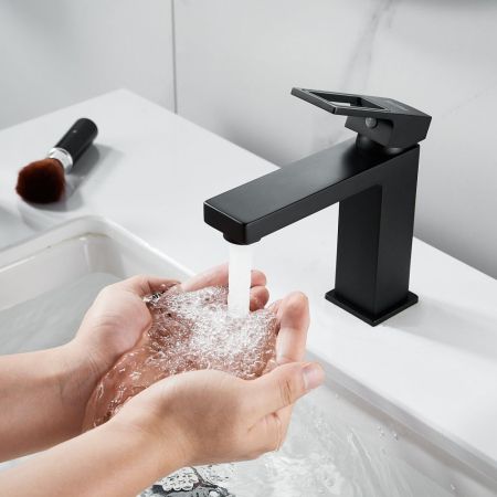 Смеситель для раковины Raffine F0196H, черный, артикул F0196H